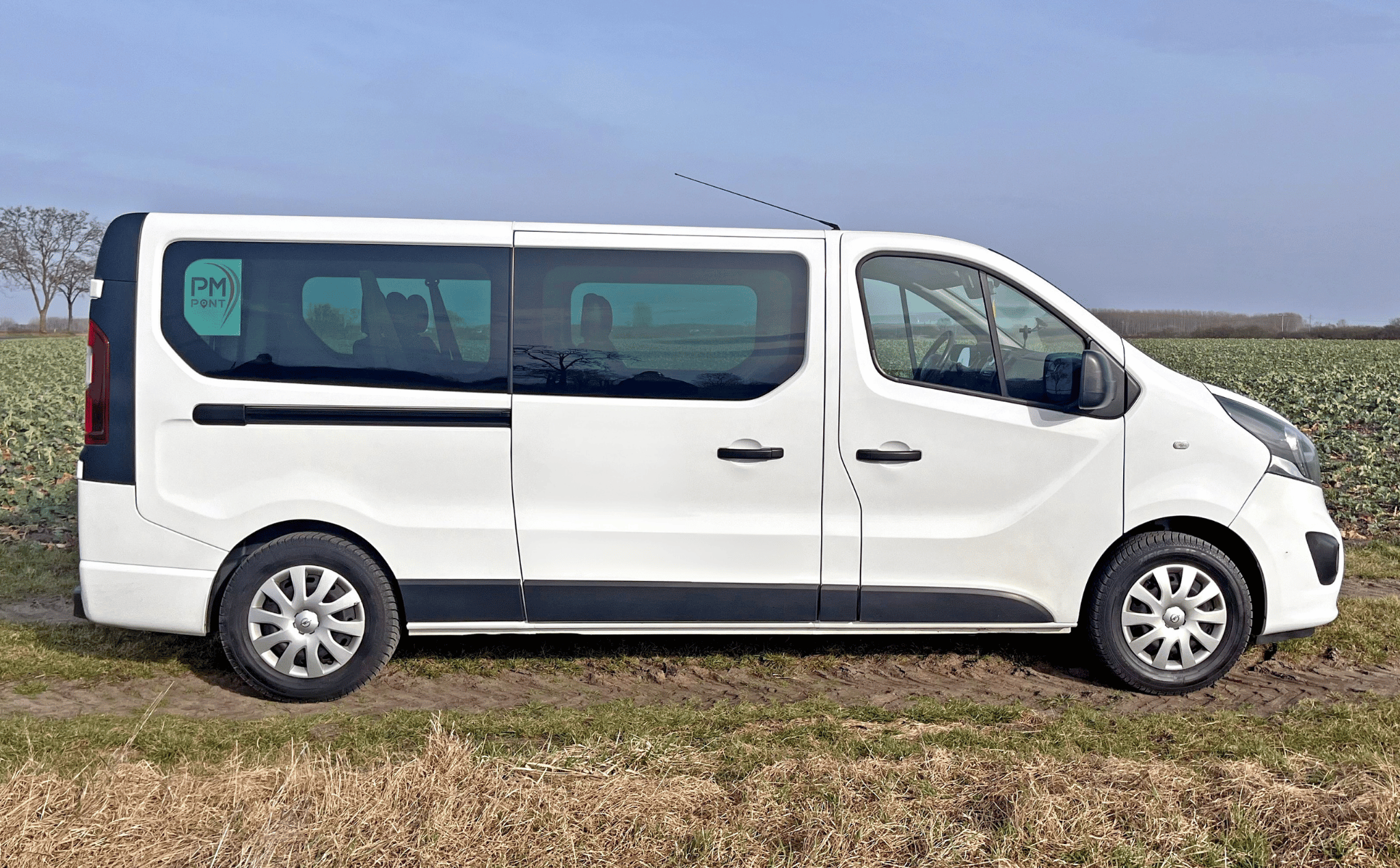 Extra vehicle image