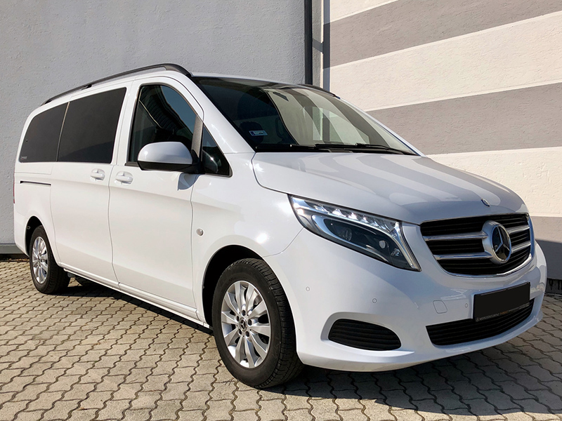 Main vehicle image