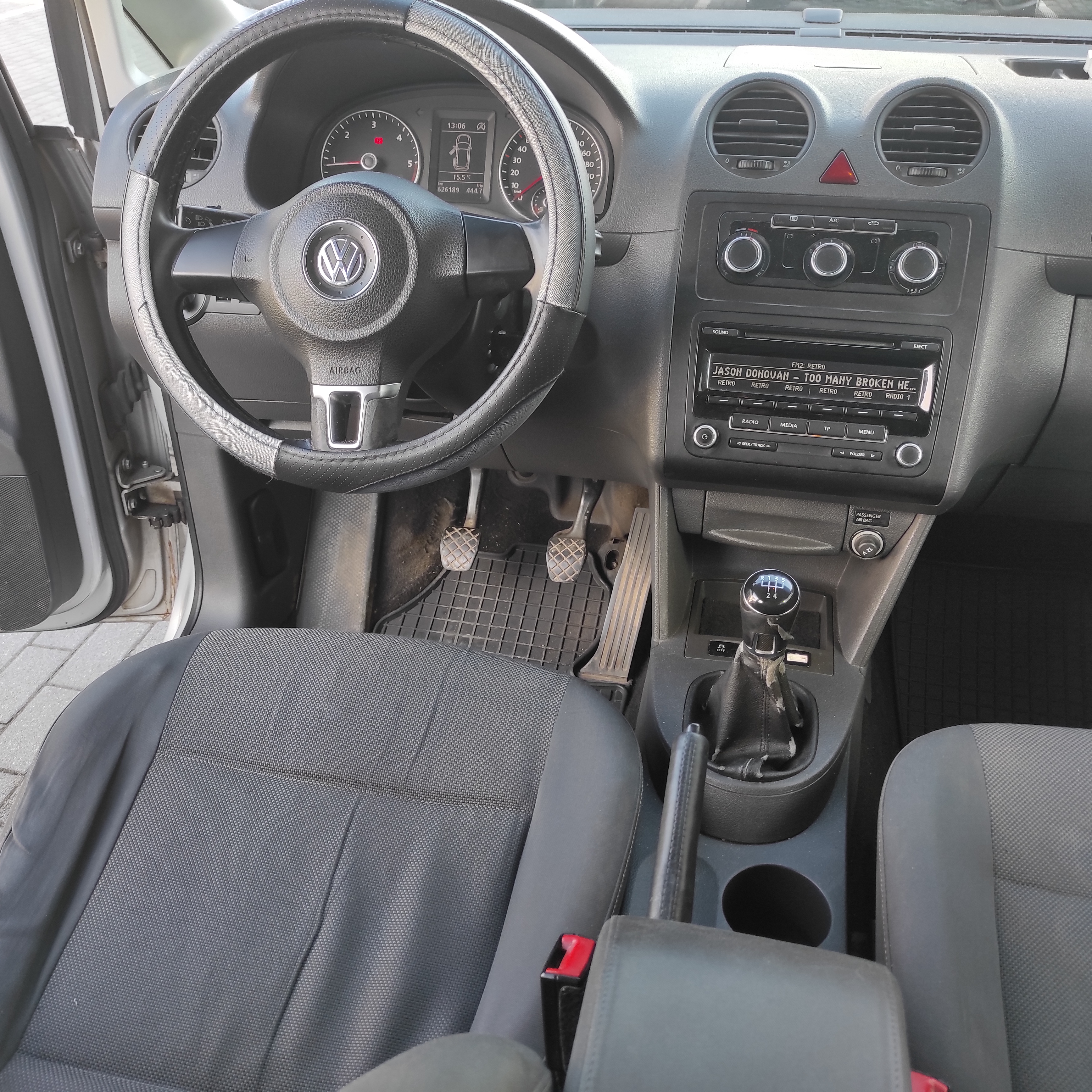 Extra vehicle image