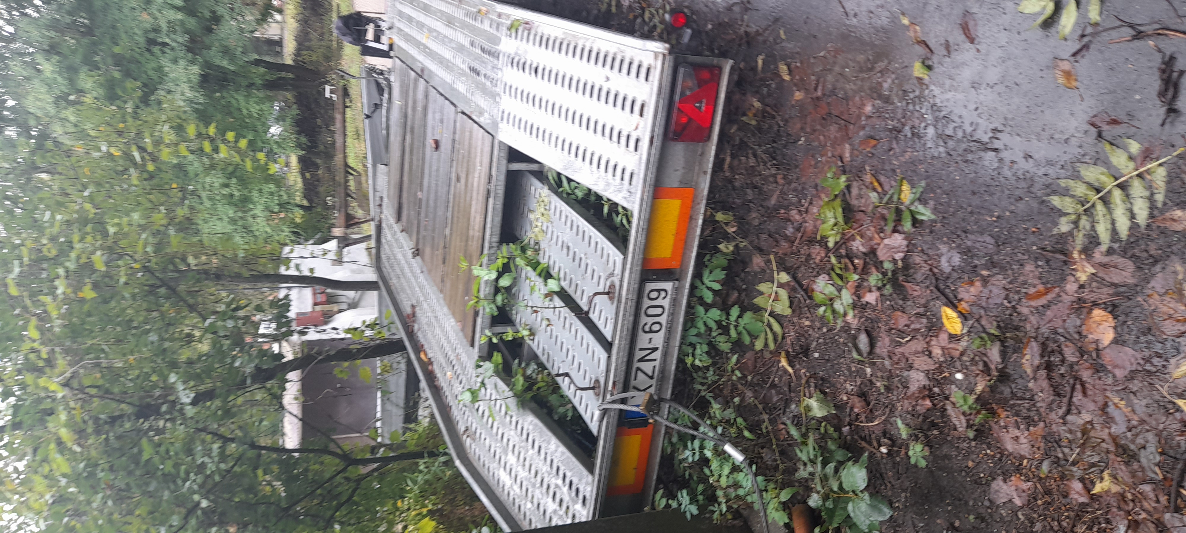 Extra vehicle image