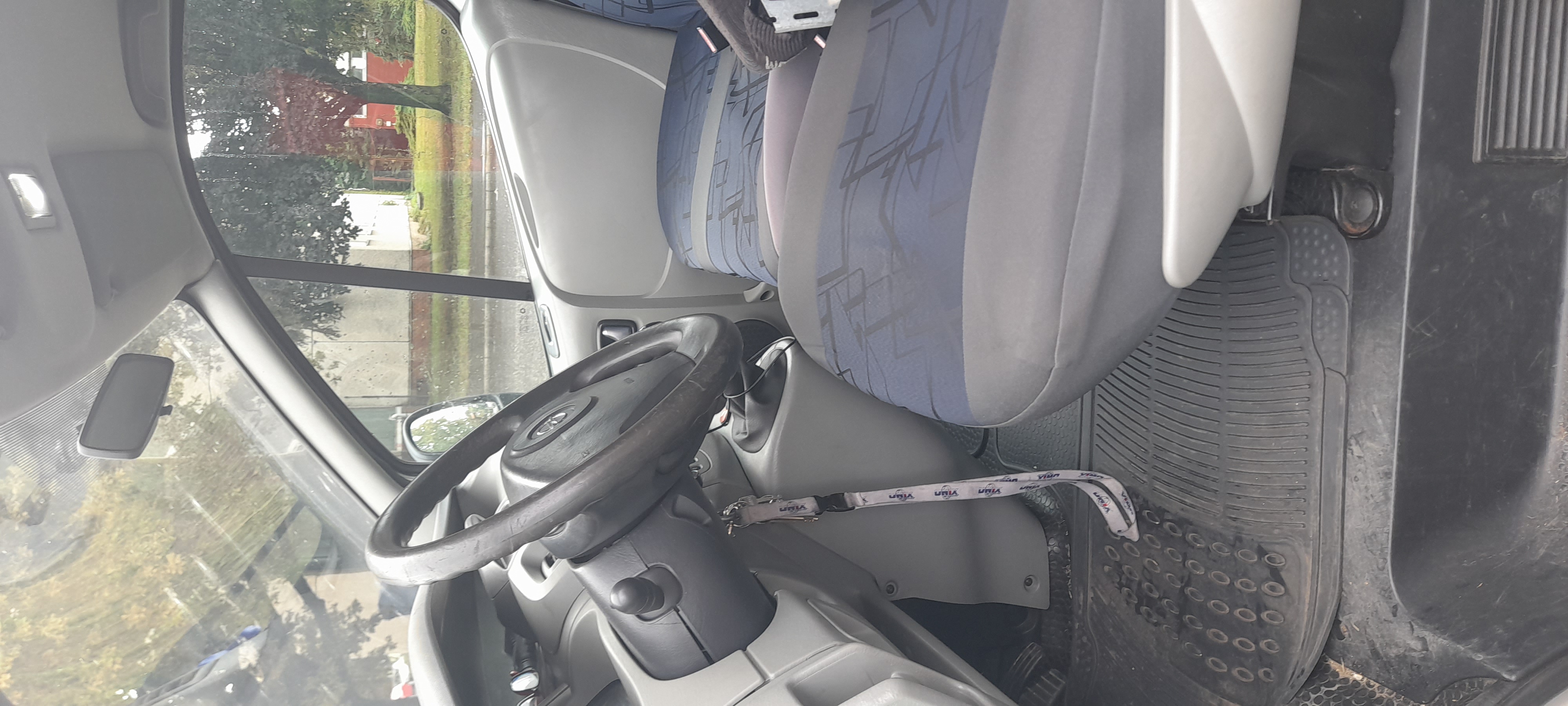 Extra vehicle image