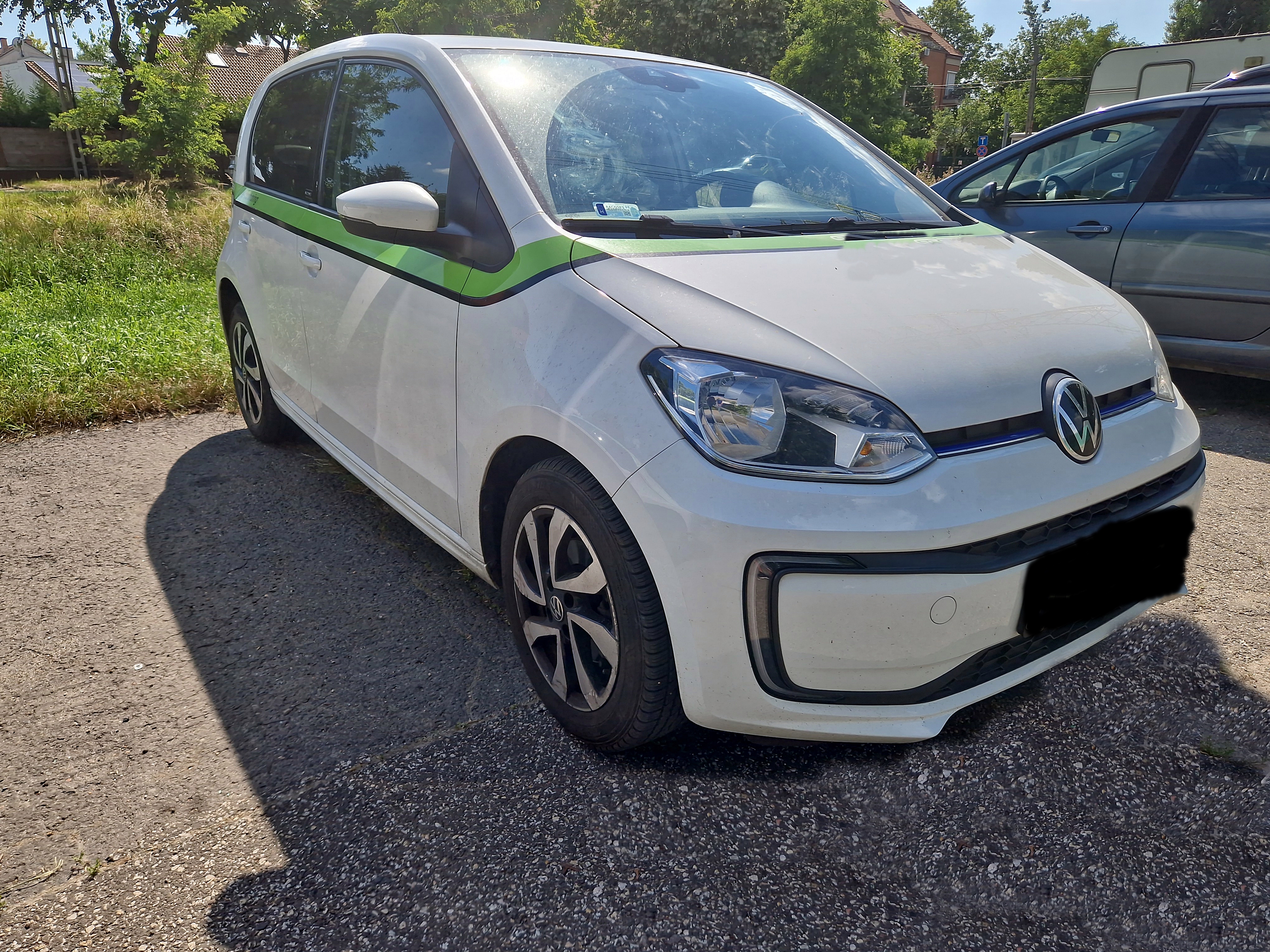 Extra vehicle image