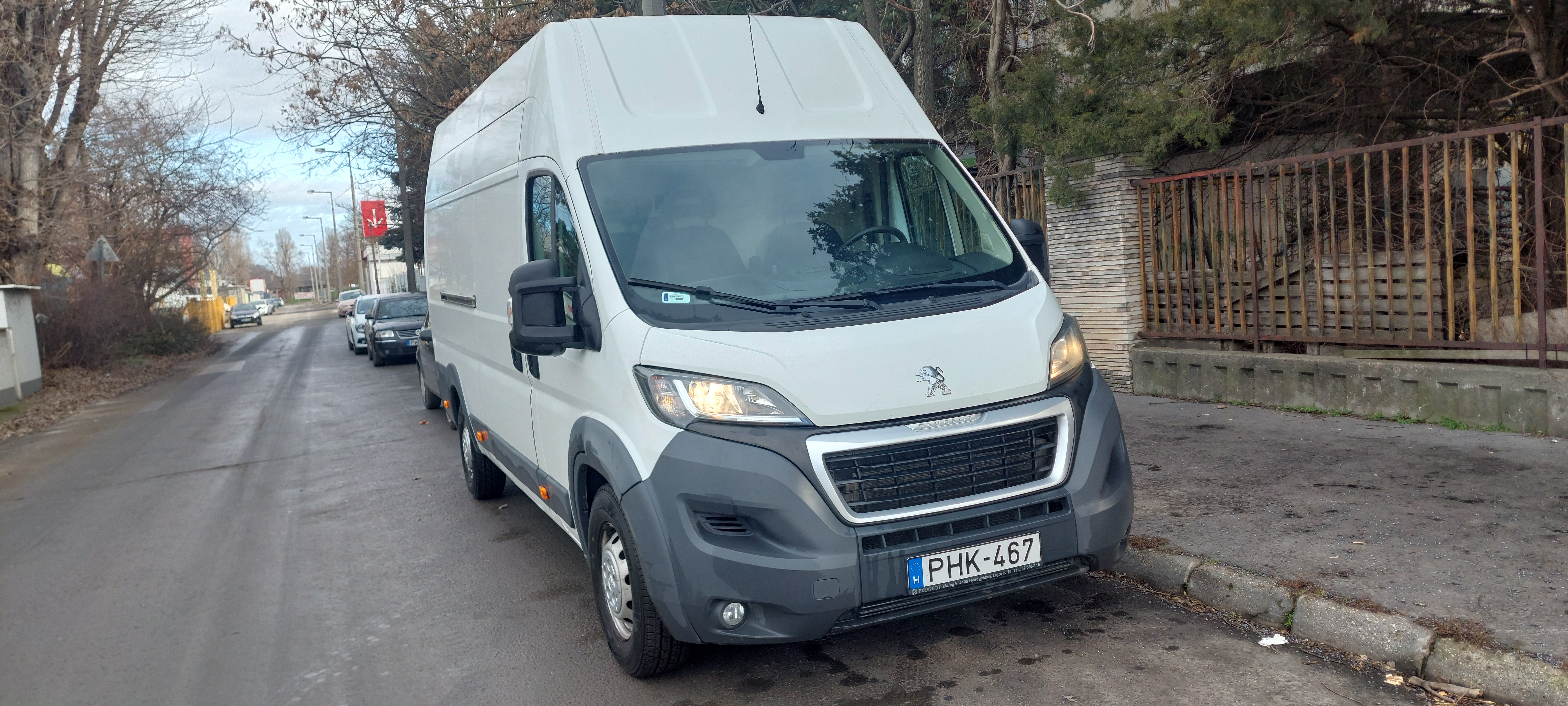 Extra vehicle image