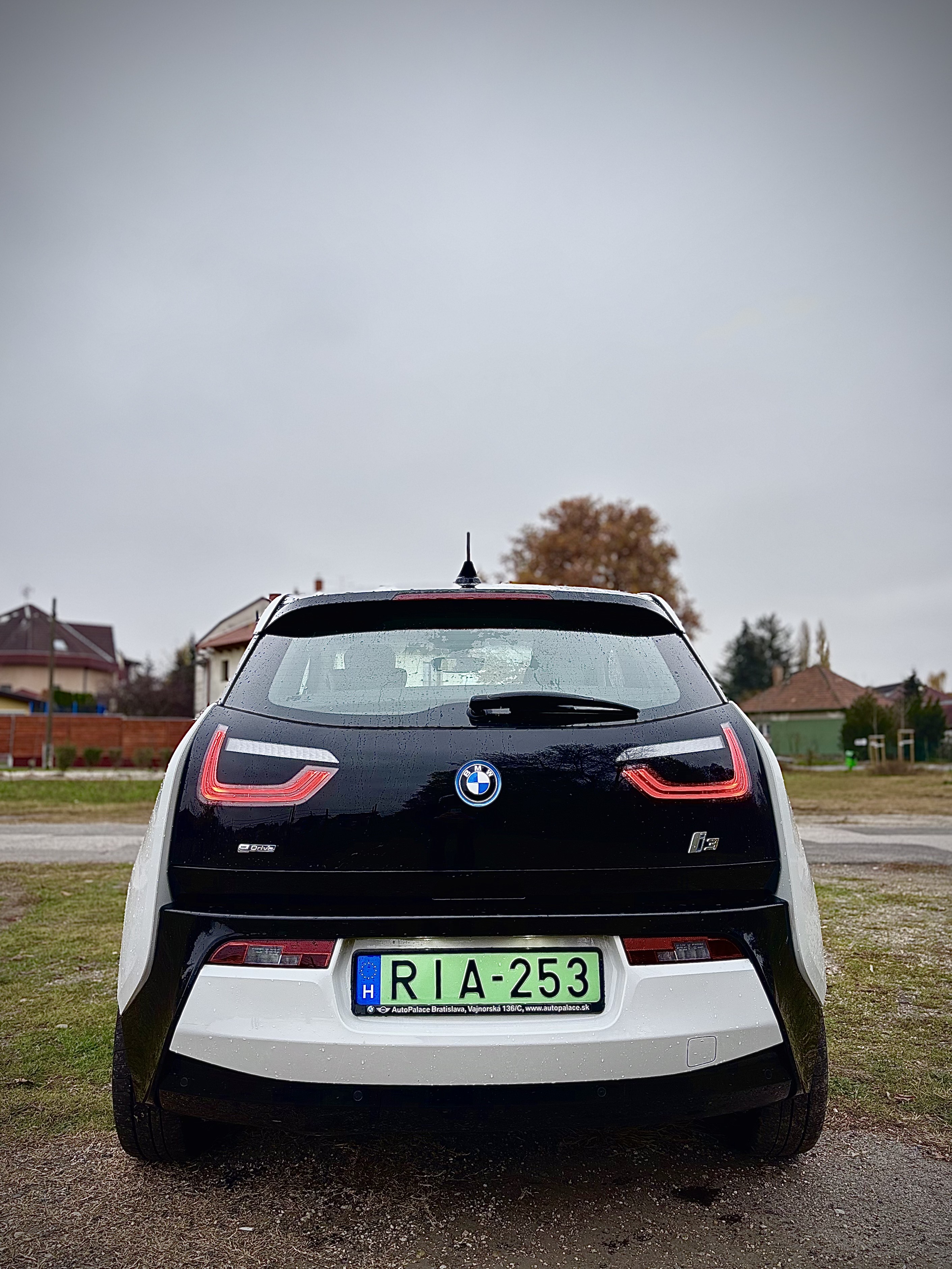 Extra vehicle image