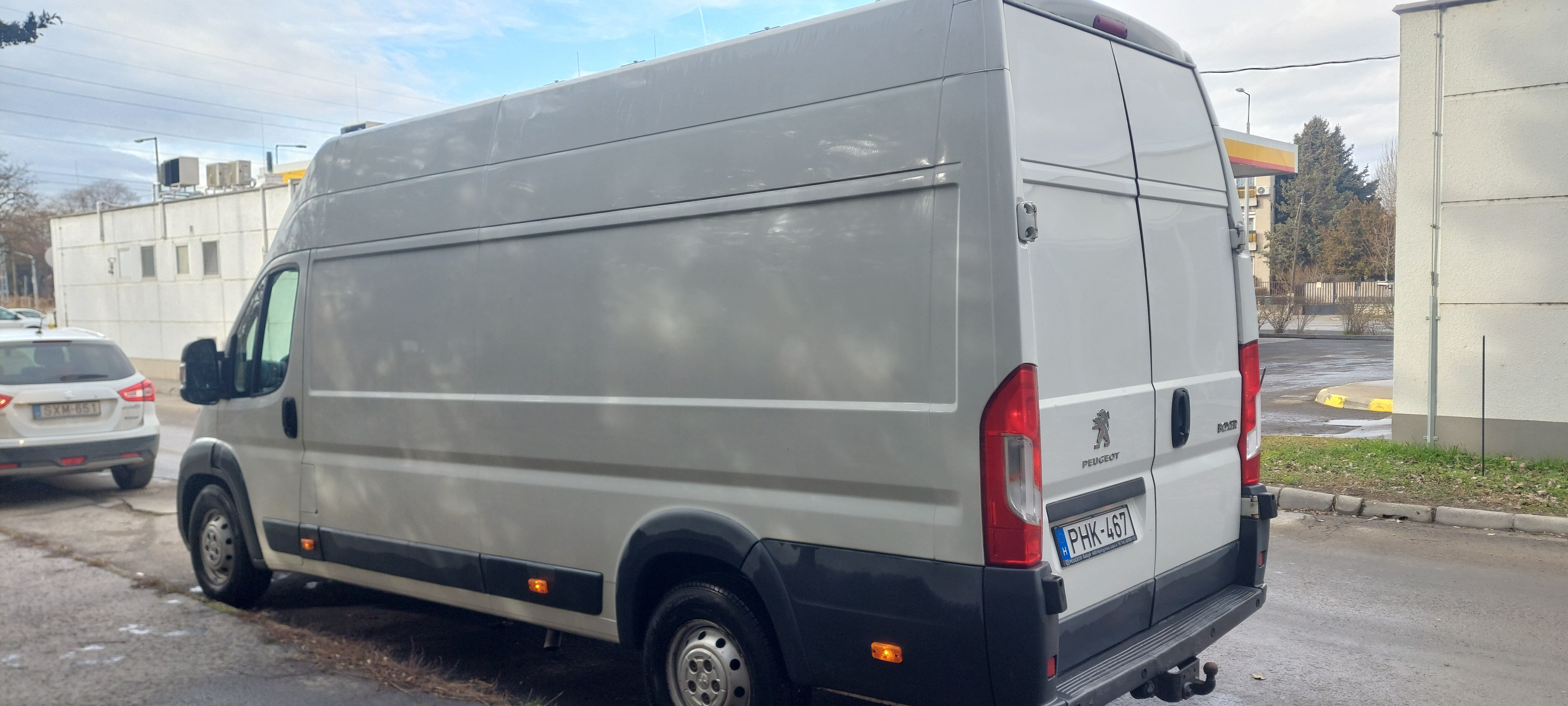 Extra vehicle image
