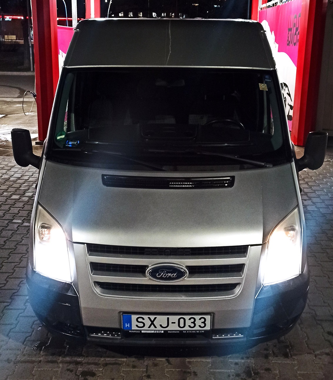 Extra vehicle image