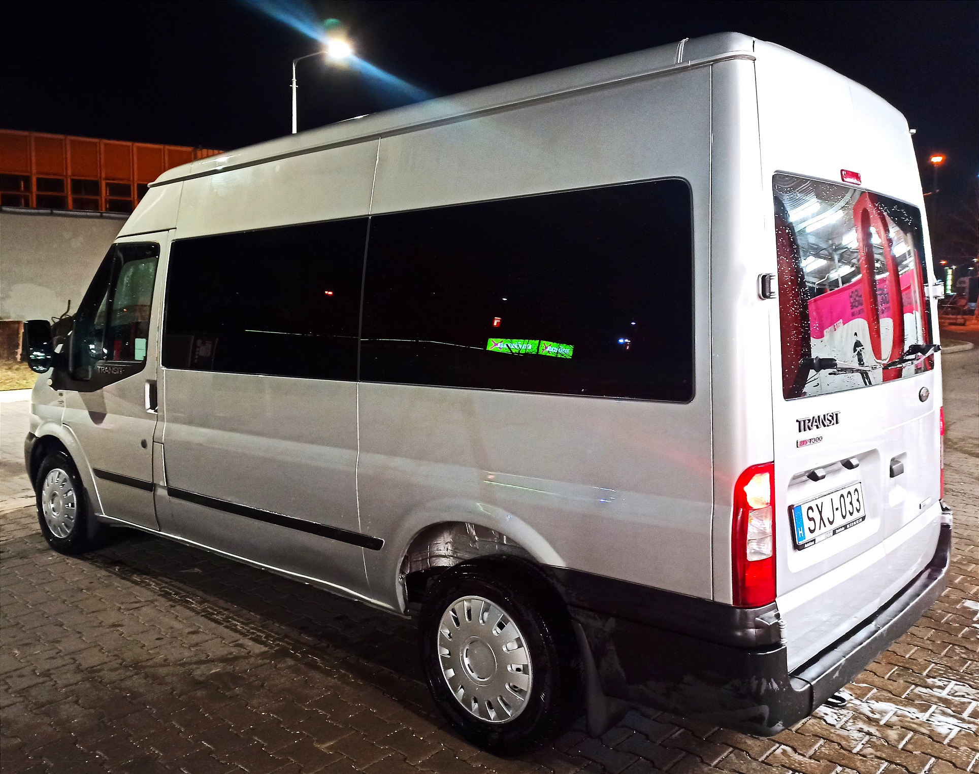 Extra vehicle image
